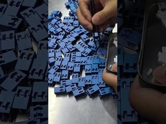 उच्च घनत्व नेटवर्क के लिए डुप्लेक्स एलसी फाइबर ऑप्टिक कनेक्टर दोहरे कनेक्शन